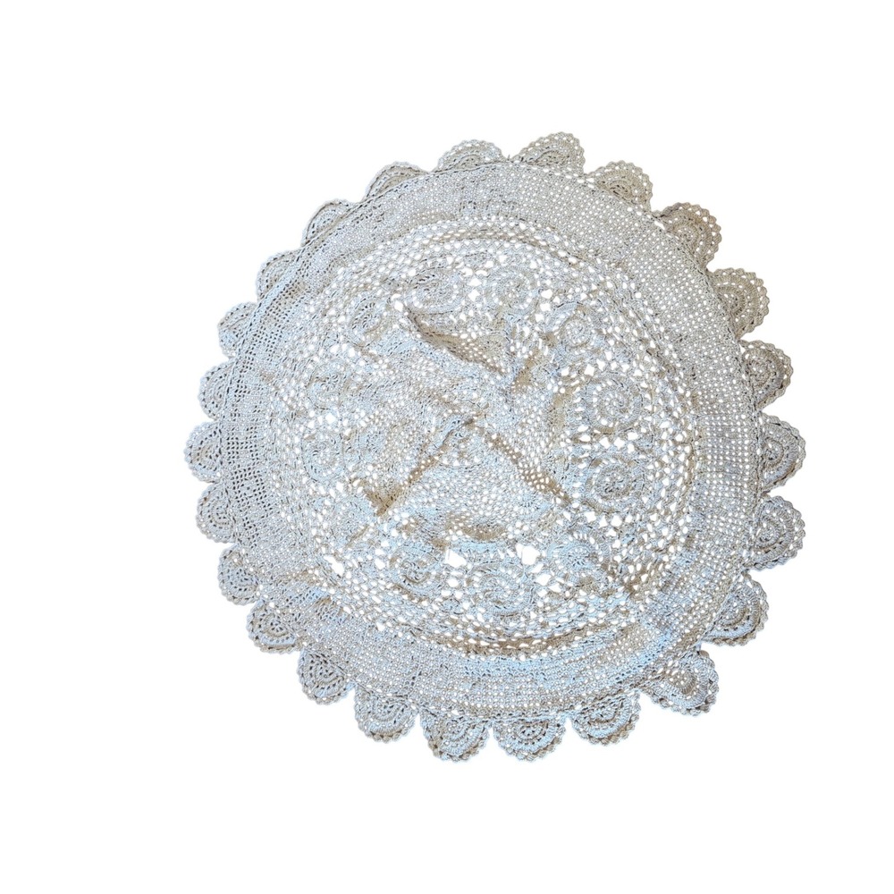 Vintage handmade crochet tablecloth doily round 25"
